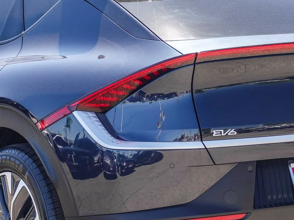 Thumbnail: 2024 Kia EV6 - 7
