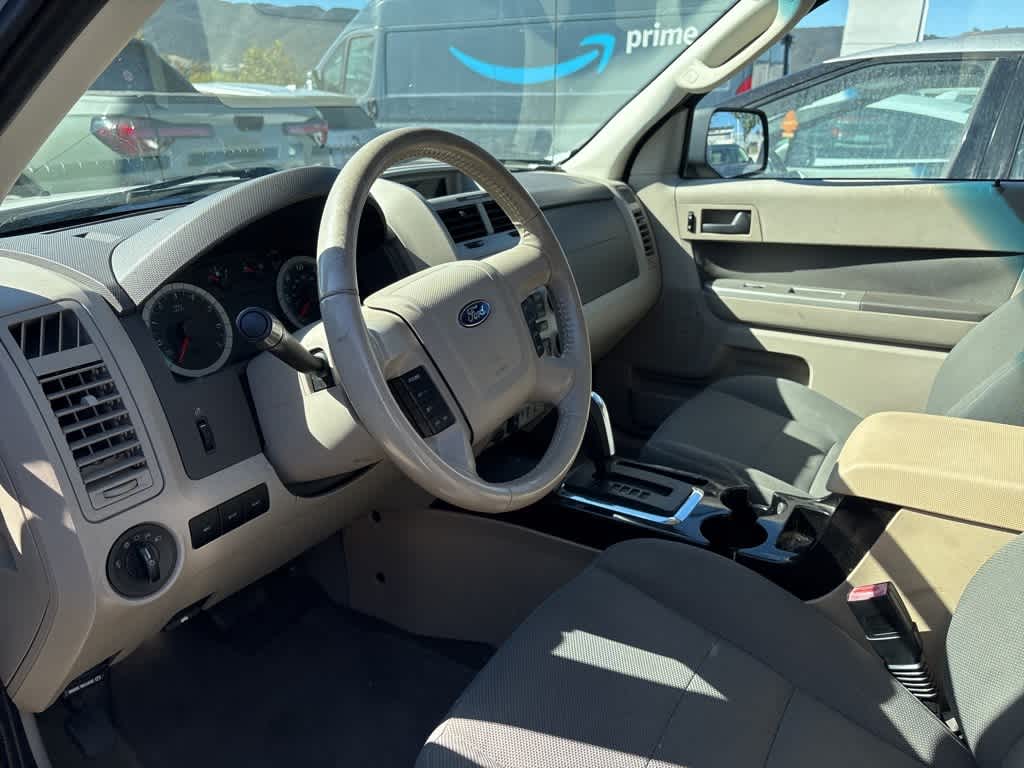 Thumbnail: 2009 Ford Escape - 11