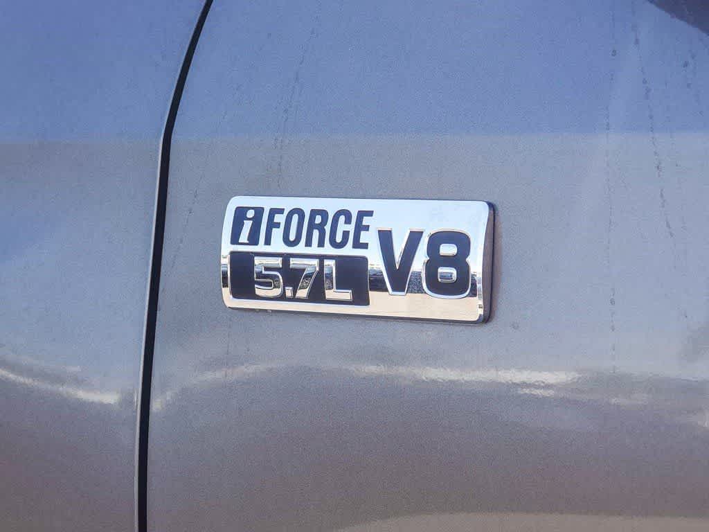 Thumbnail: 2015 Toyota Tundra - 10