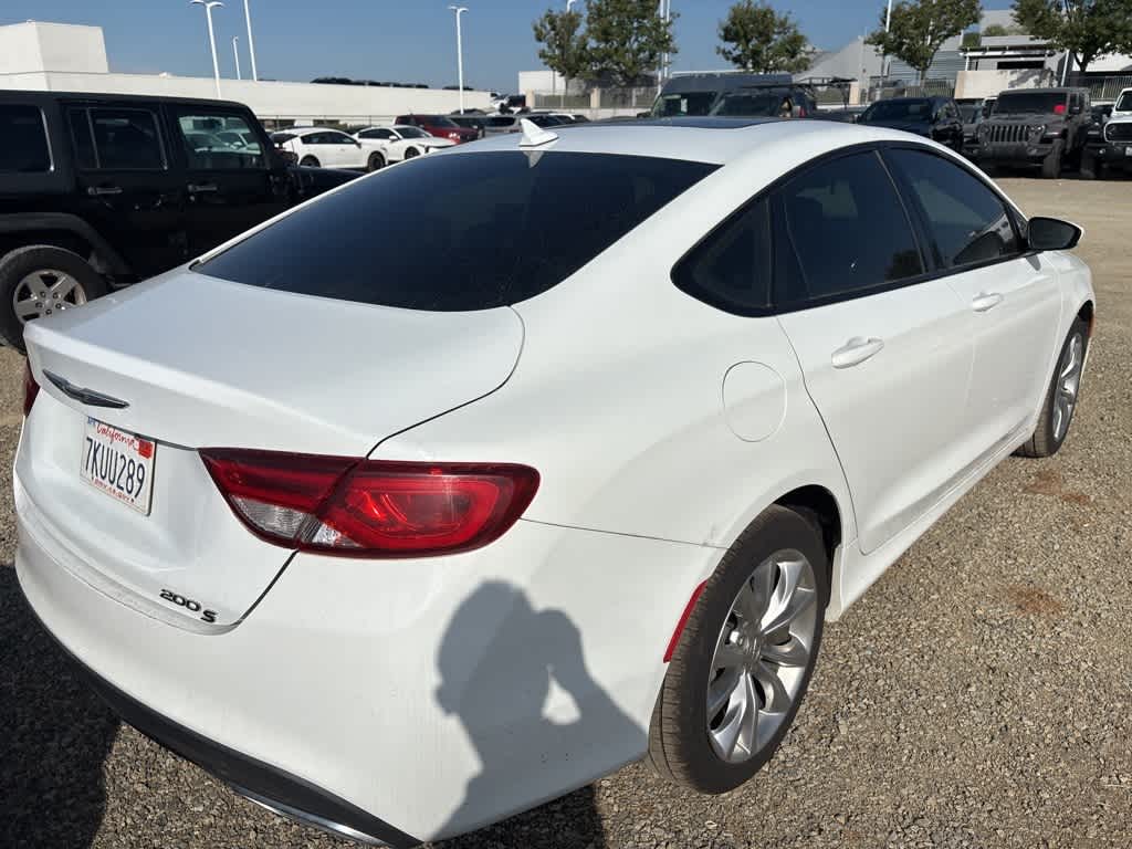 Thumbnail: 2015 Chrysler 200 - 5