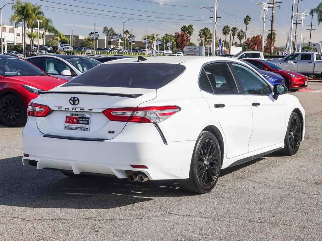 Thumbnail: 2019 Toyota Camry - 4