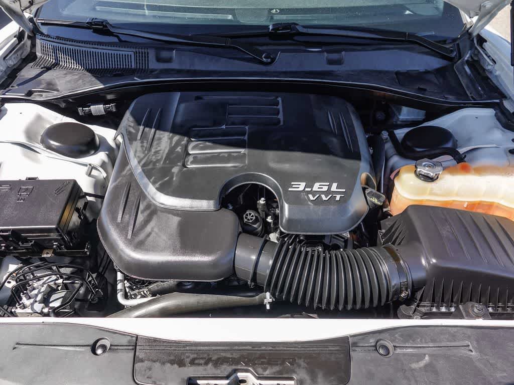 Thumbnail: 2020 Dodge Charger - 26