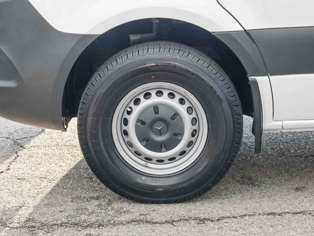 Thumbnail: 2020 Mercedes-Benz Sprinter - 10