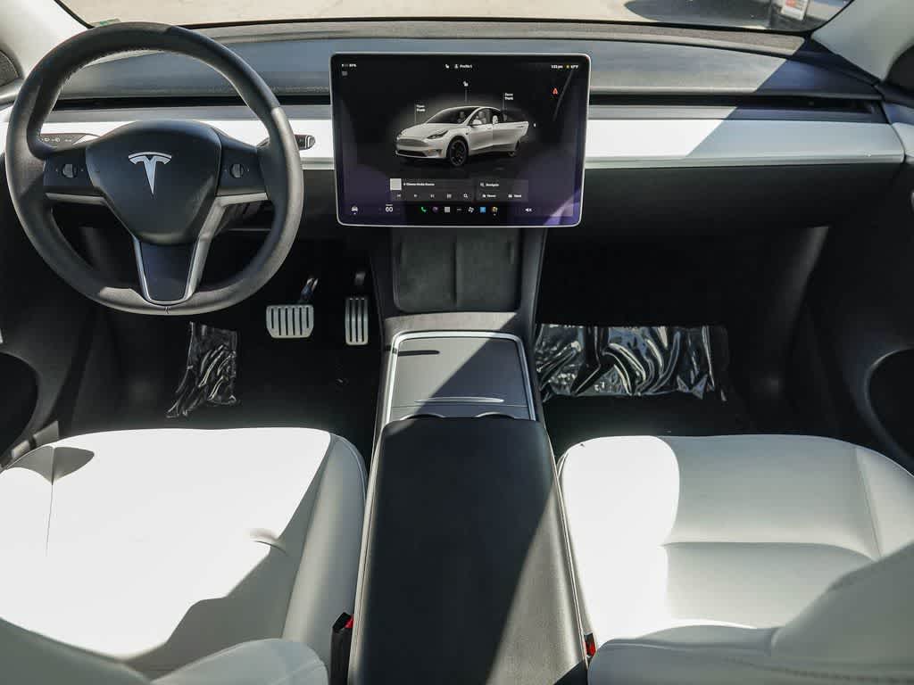 Thumbnail: 2025 Tesla Model Y - 11