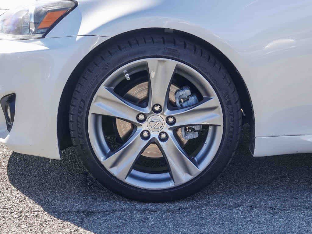 Thumbnail: 2012 Lexus IS - 10