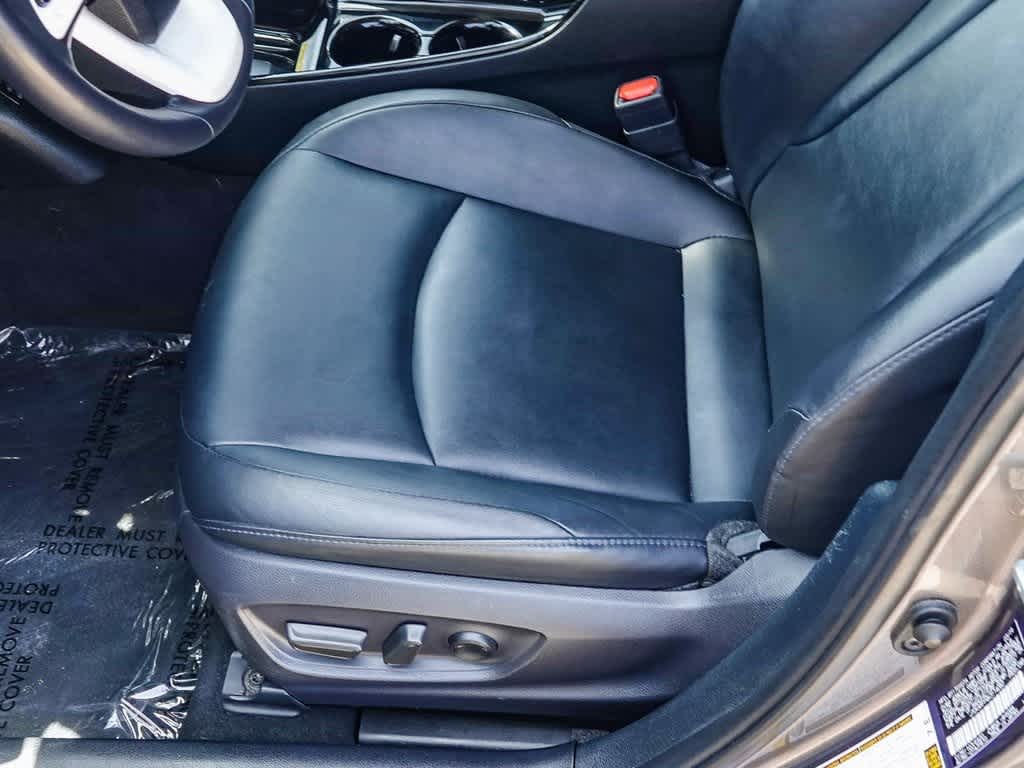 Thumbnail: 2019 Toyota Prius Prime - 20