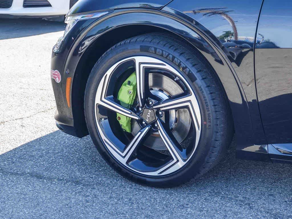 Thumbnail: 2023 Kia EV6 - 9