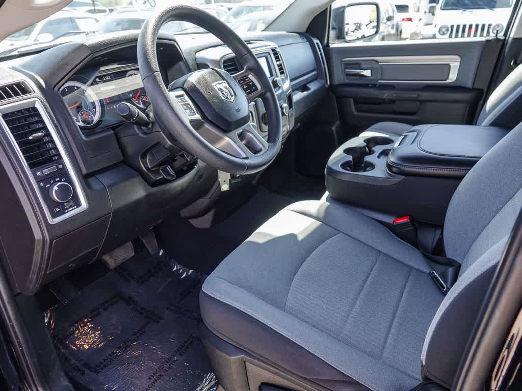 Thumbnail: 2024 RAM 1500 Classic - 16