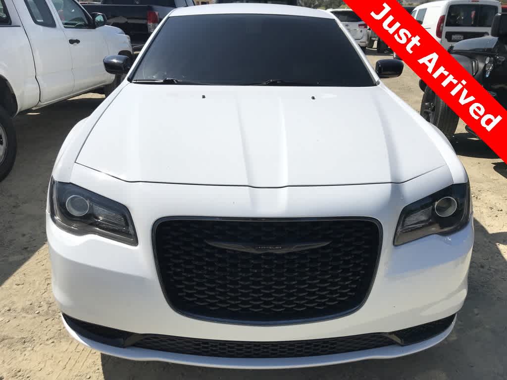 Thumbnail: 2020 Chrysler 300 - 2
