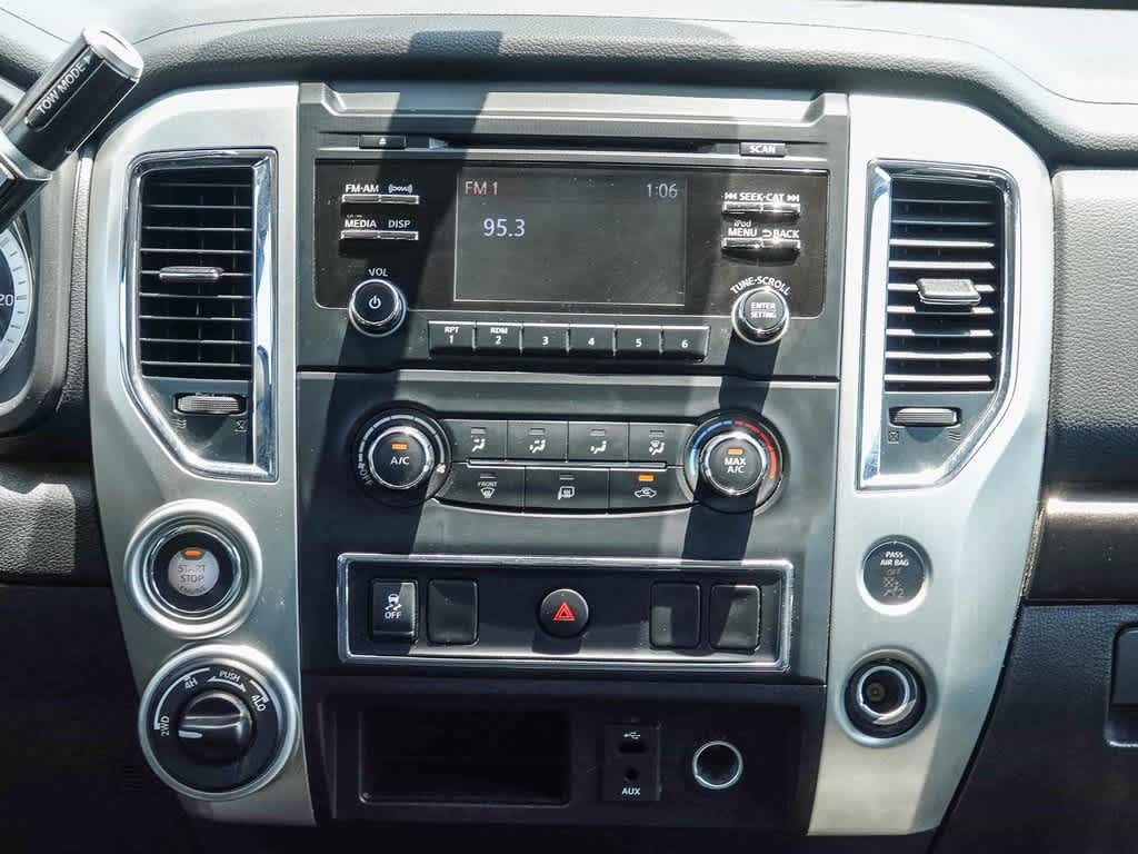 Thumbnail: 2018 Nissan Titan - 12