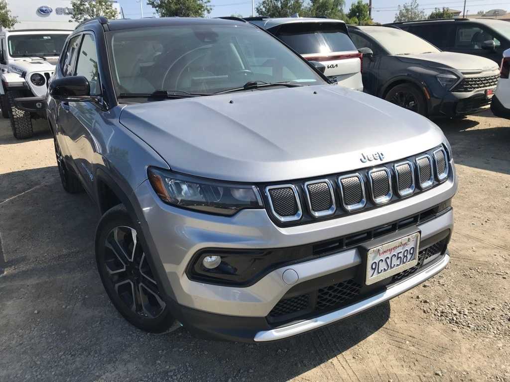 Thumbnail: 2022 Jeep Compass - 3