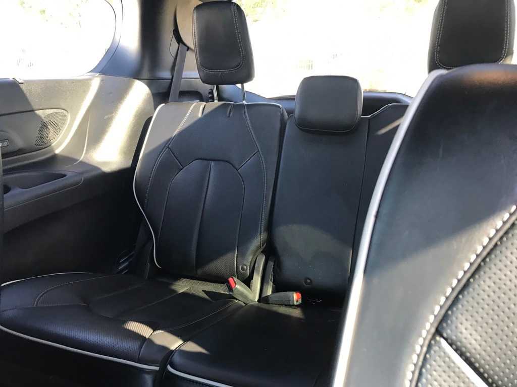 Thumbnail: 2021 Chrysler Pacifica - 9