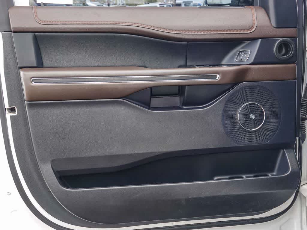 Thumbnail: 2020 Ford Expedition - 19