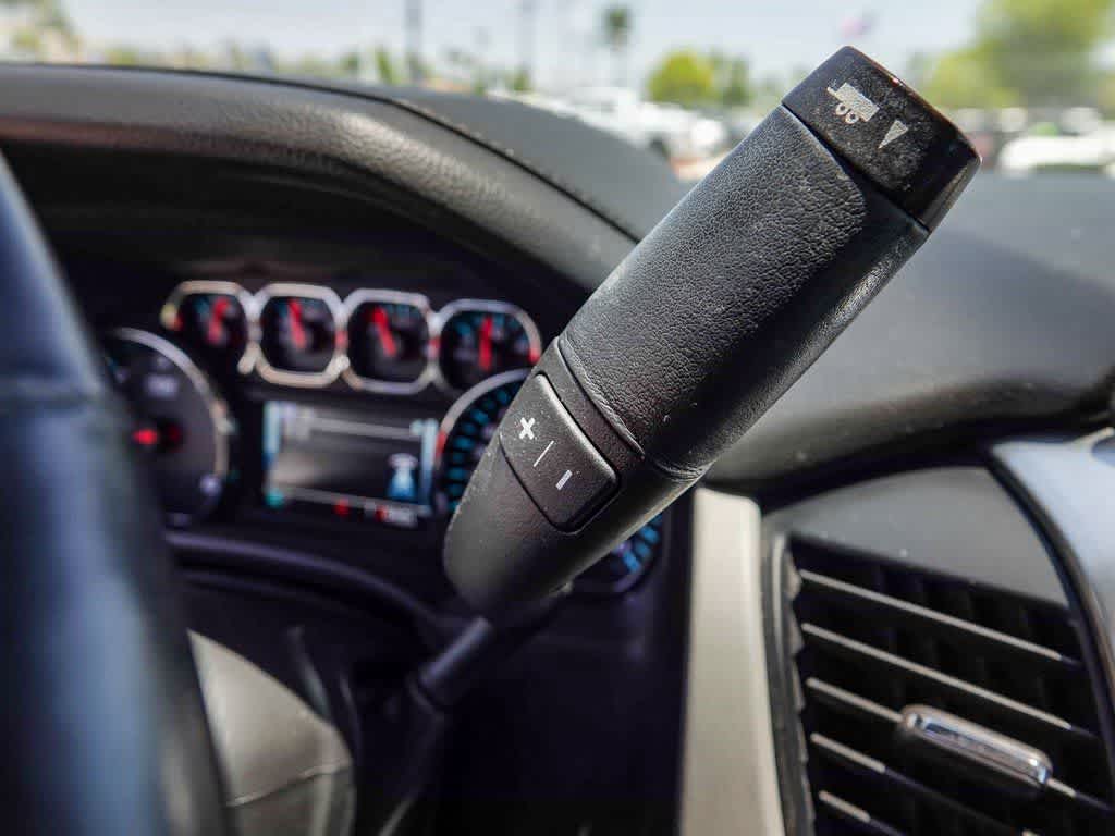 Thumbnail: 2019 Chevrolet Suburban - 20