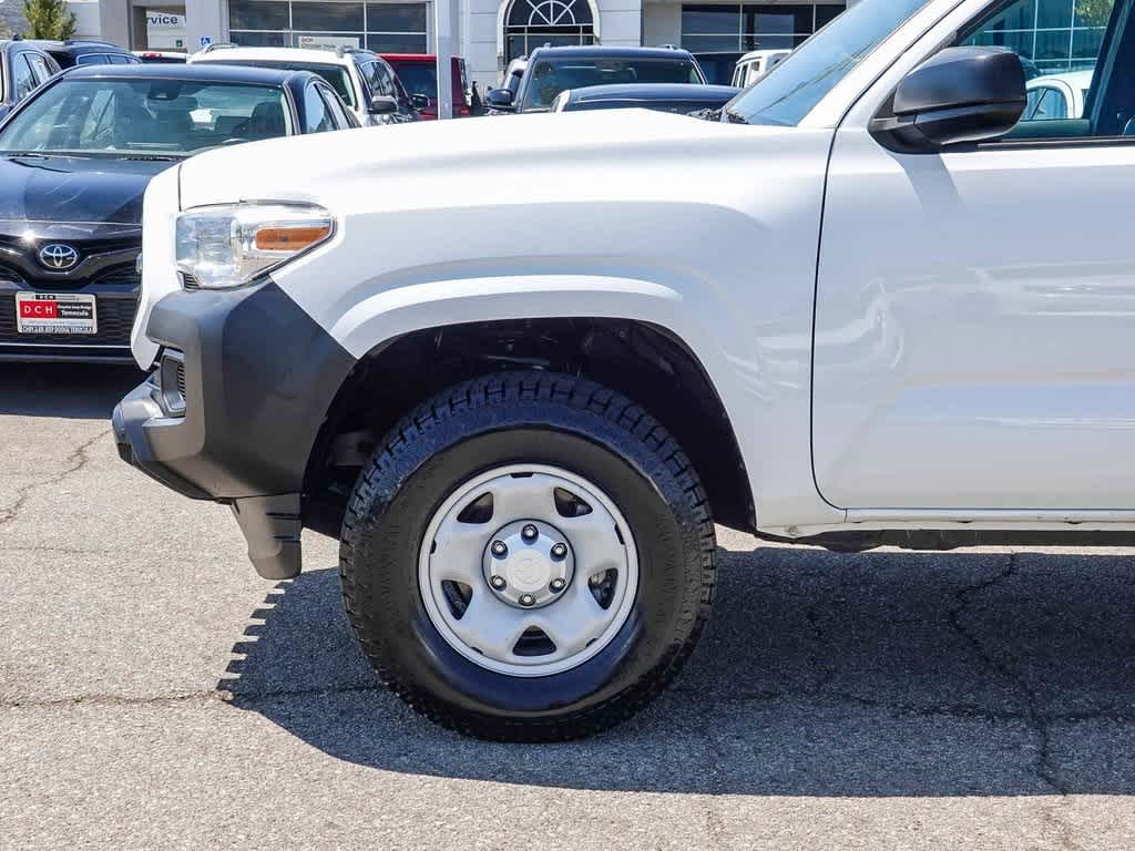 Thumbnail: 2017 Toyota Tacoma - 7