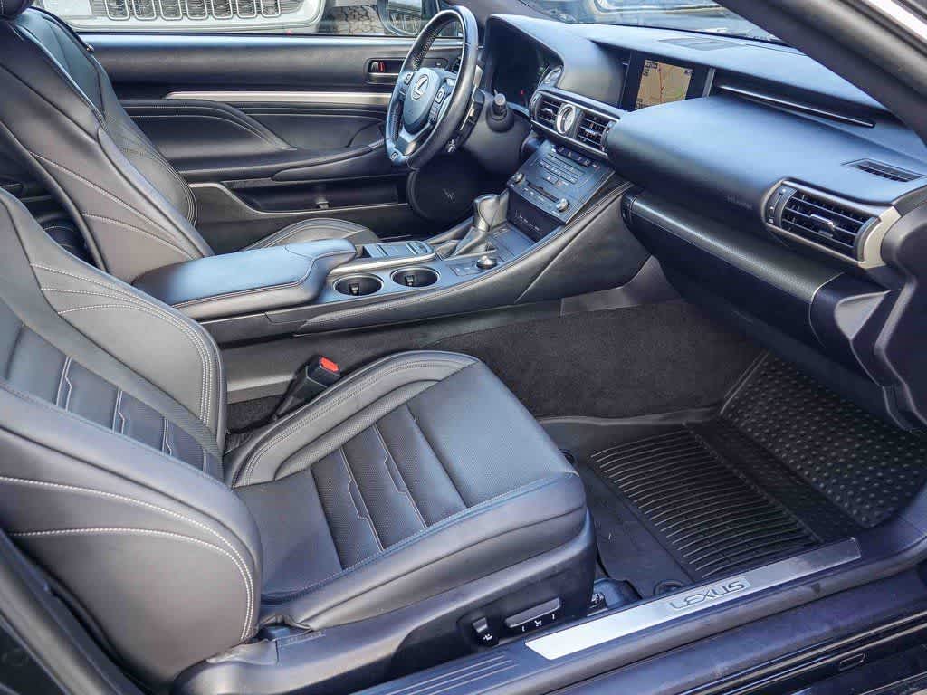 Thumbnail: 2017 Lexus RC - 14