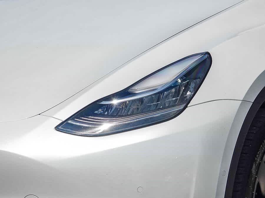 Thumbnail: 2021 Tesla Model Y - 8