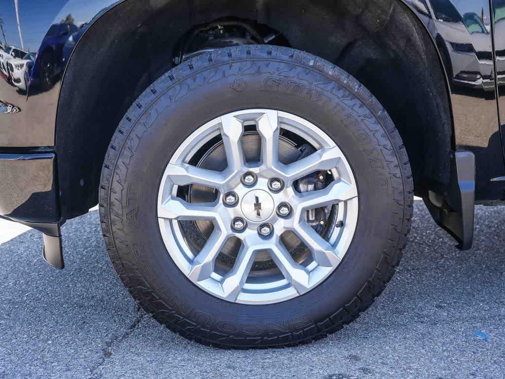 Thumbnail: 2023 Chevrolet Silverado 1500 - 11