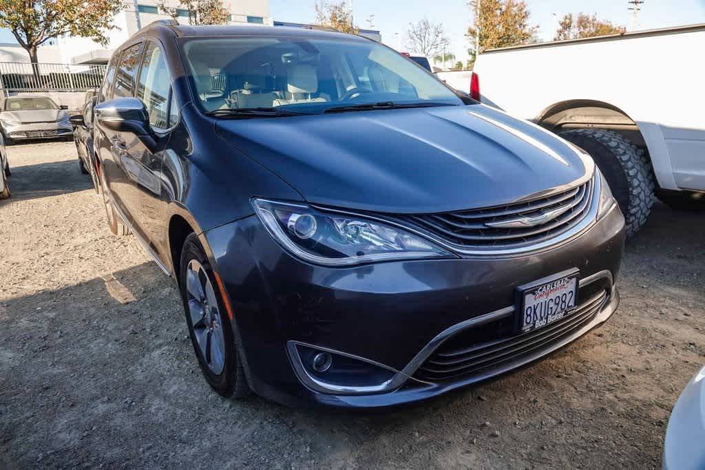 Thumbnail: 2019 Chrysler Pacifica - 5