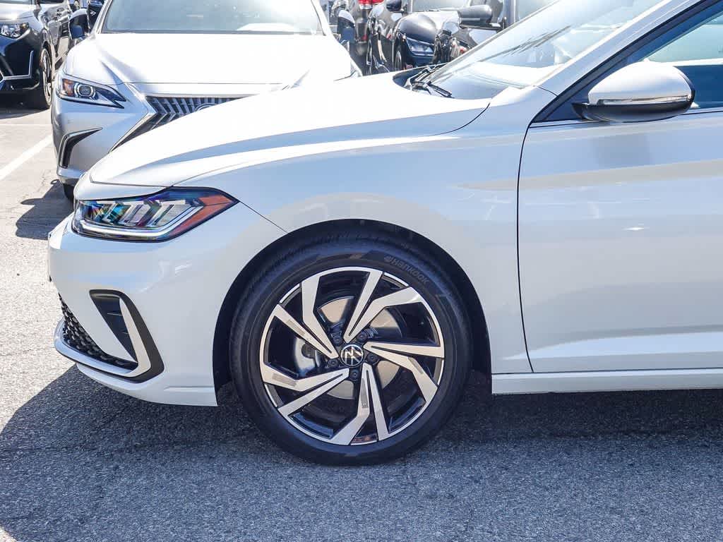 Thumbnail: 2025 Volkswagen Jetta - 9