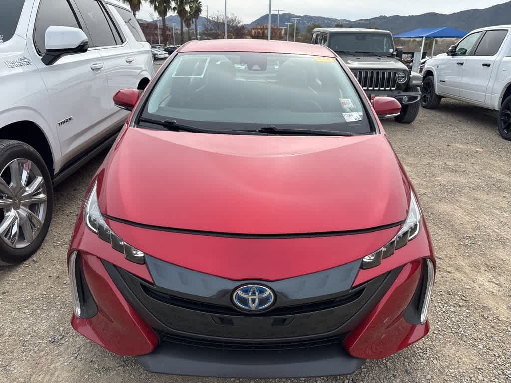 Thumbnail: 2017 Toyota Prius Prime - 2