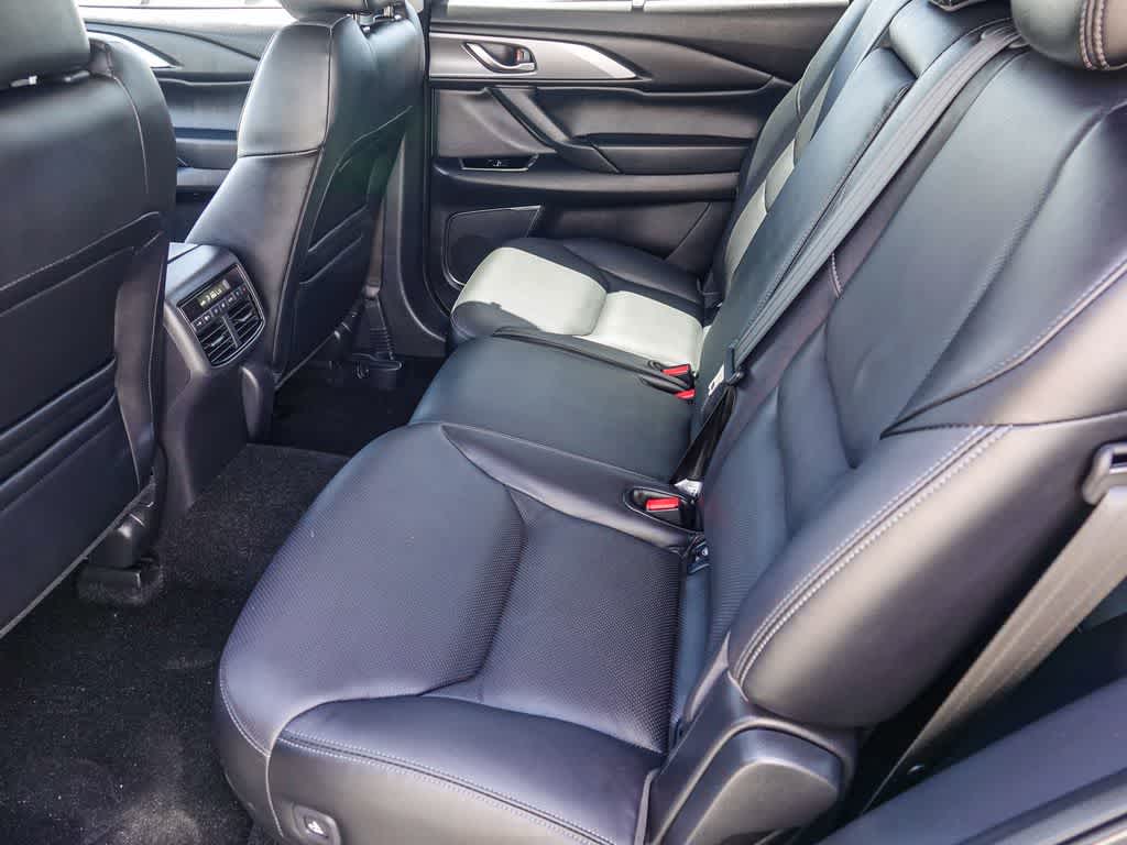 Thumbnail: 2022 Mazda CX-9 - 17