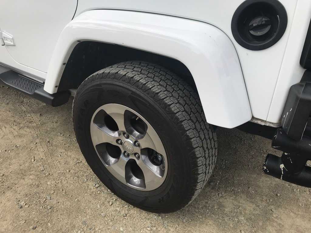 Thumbnail: 2018 Jeep Wrangler - 8