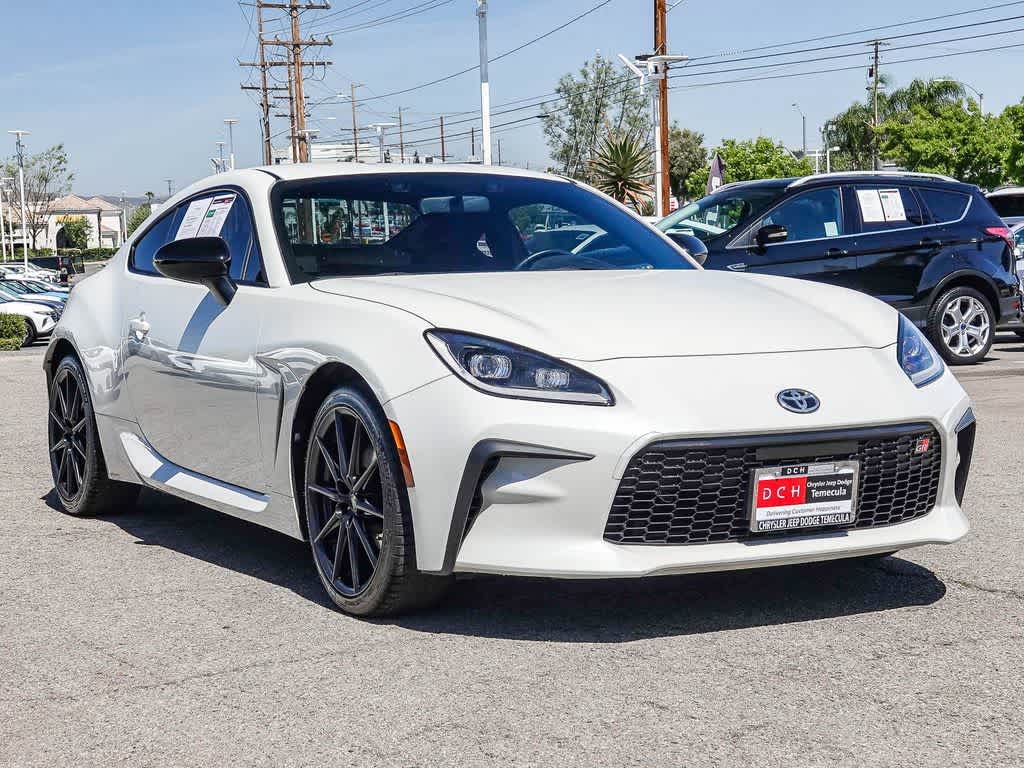 Thumbnail: 2024 Toyota GR86 - 2