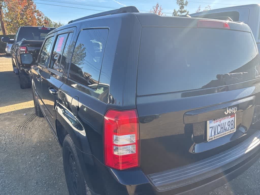 Thumbnail: 2016 Jeep Patriot - 6