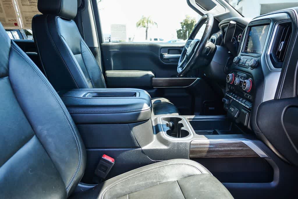 Thumbnail: 2020 Chevrolet Silverado 1500 - 16
