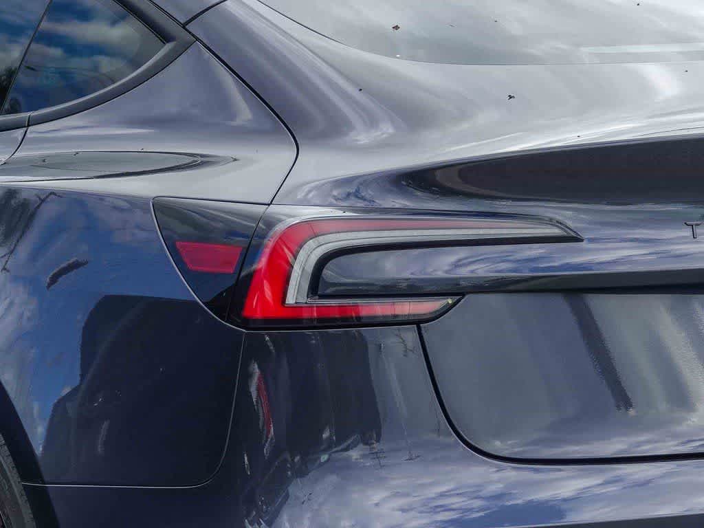 Thumbnail: 2024 Tesla Model 3 - 7