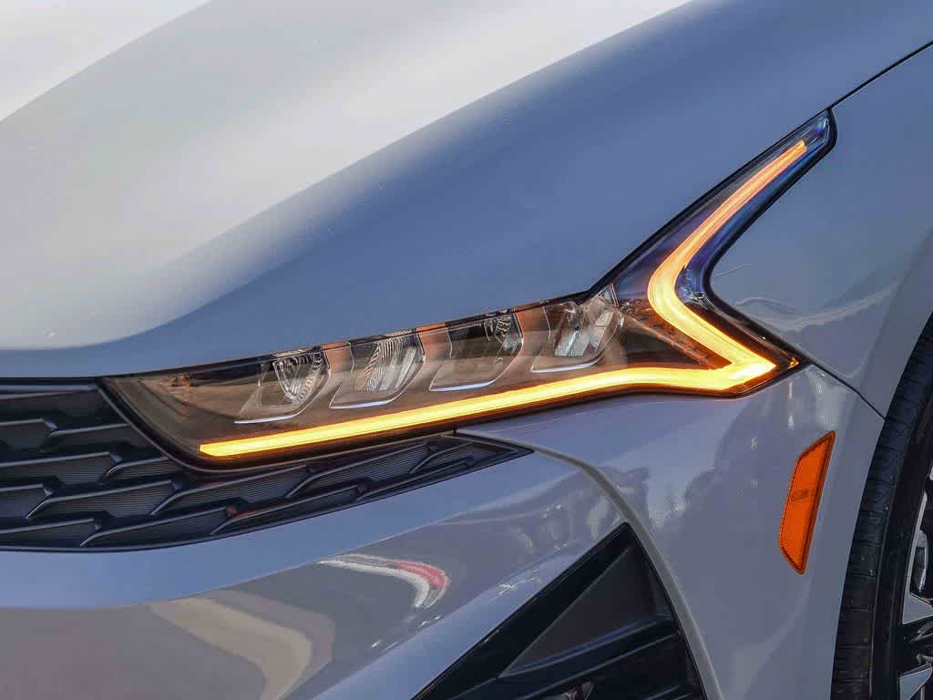 Thumbnail: 2021 Kia K5 - 8