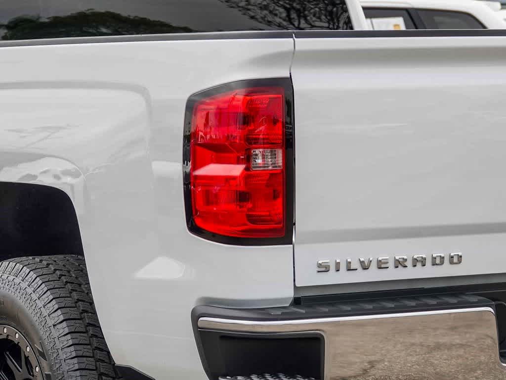 Thumbnail: 2016 Chevrolet Silverado 1500 - 7