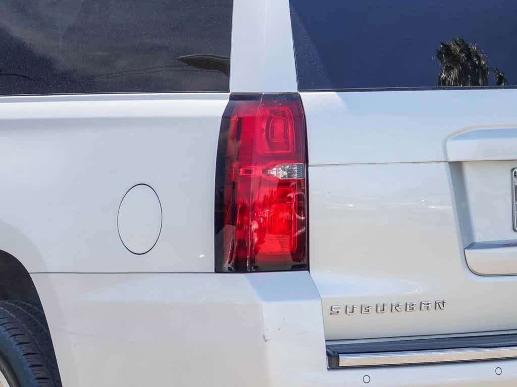 Thumbnail: 2016 Chevrolet Suburban - 7
