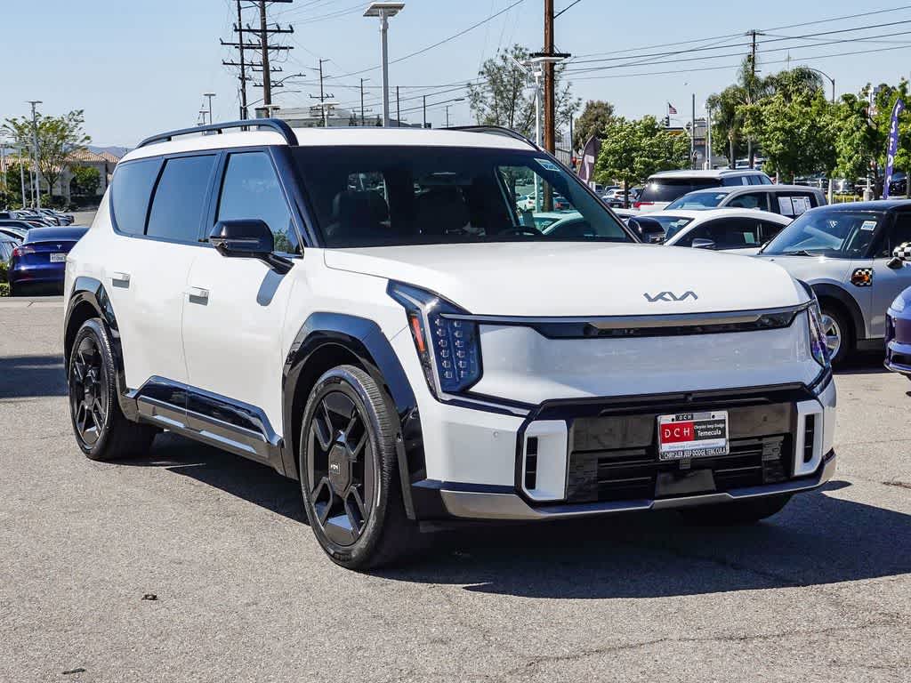 Thumbnail: 2024 Kia EV9 - 3