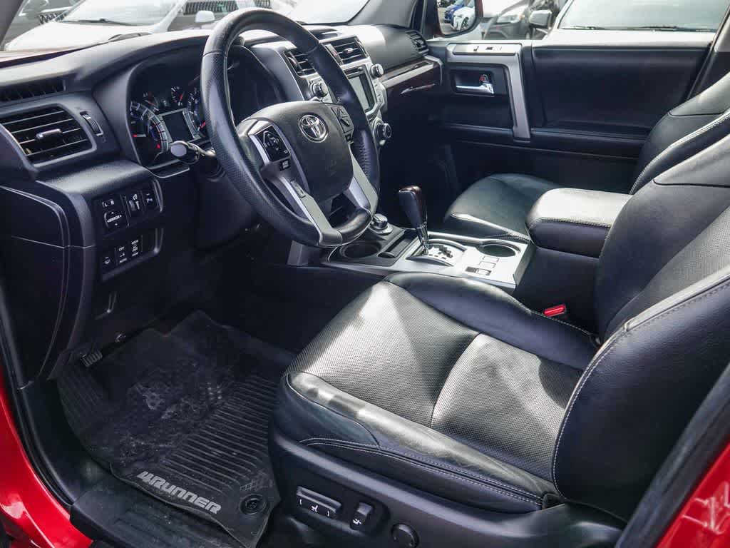 Thumbnail: 2018 Toyota 4Runner - 15