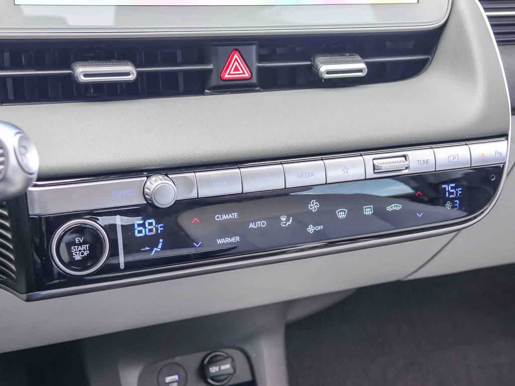 Thumbnail: 2023 Hyundai Ioniq 5 - 22