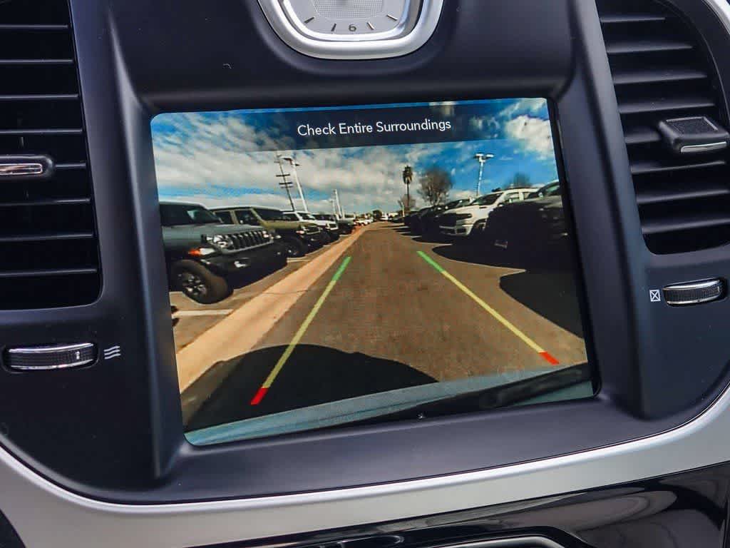 Thumbnail: 2023 Chrysler 300 - 22