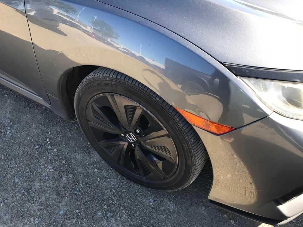 Thumbnail: 2018 Honda Civic - 3