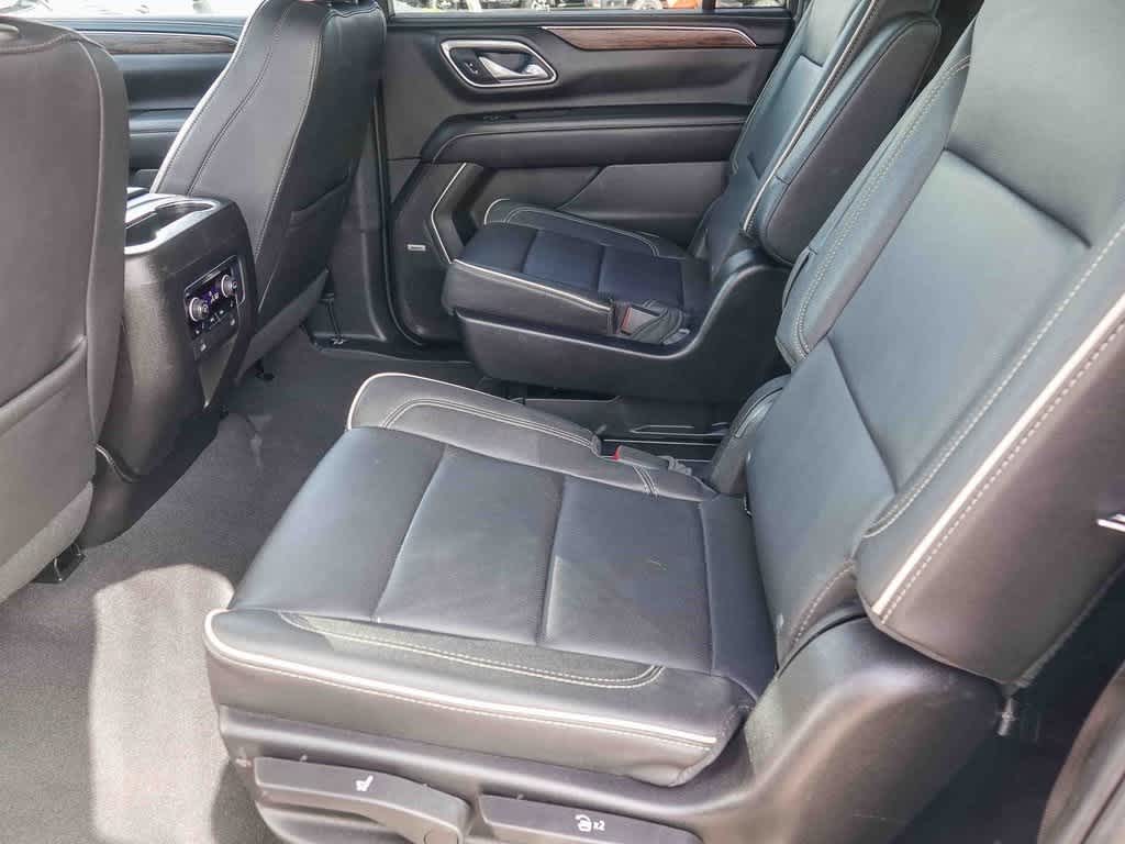 Thumbnail: 2023 Chevrolet Suburban - 17