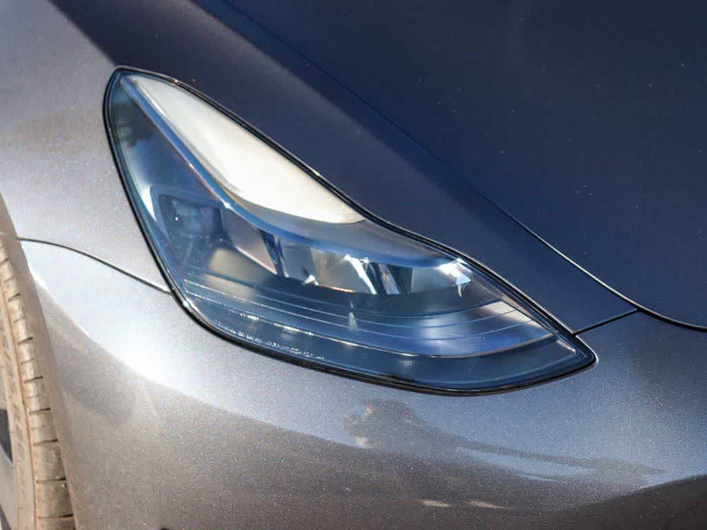 Thumbnail: 2023 Tesla Model 3 - 4