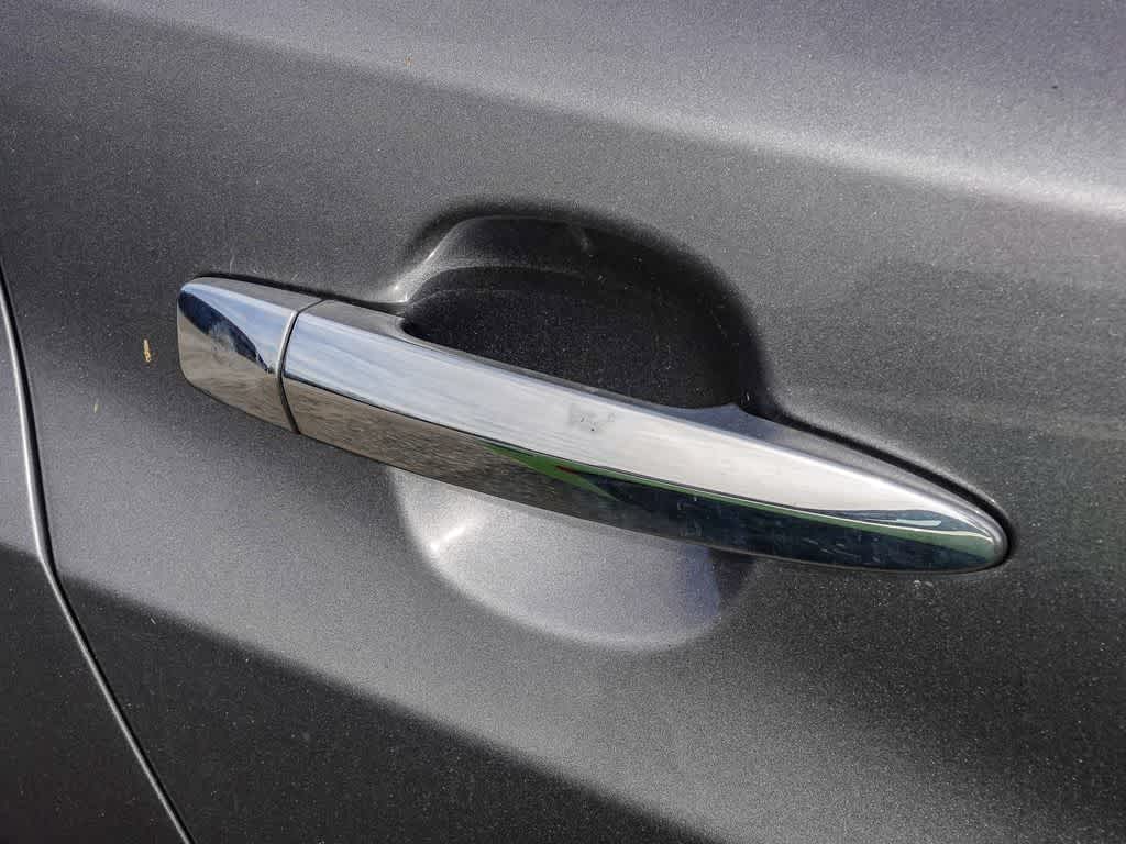 Thumbnail: 2022 Nissan Leaf - 9