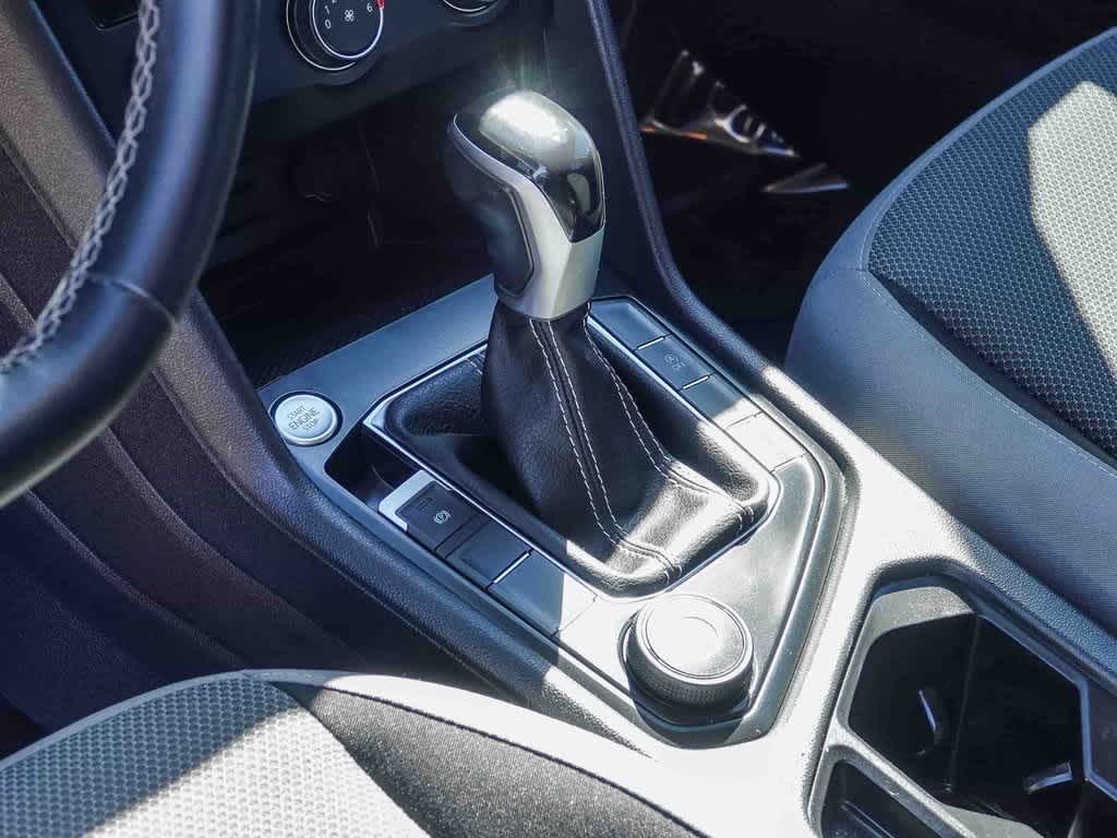 Thumbnail: 2022 Volkswagen Taos - 18