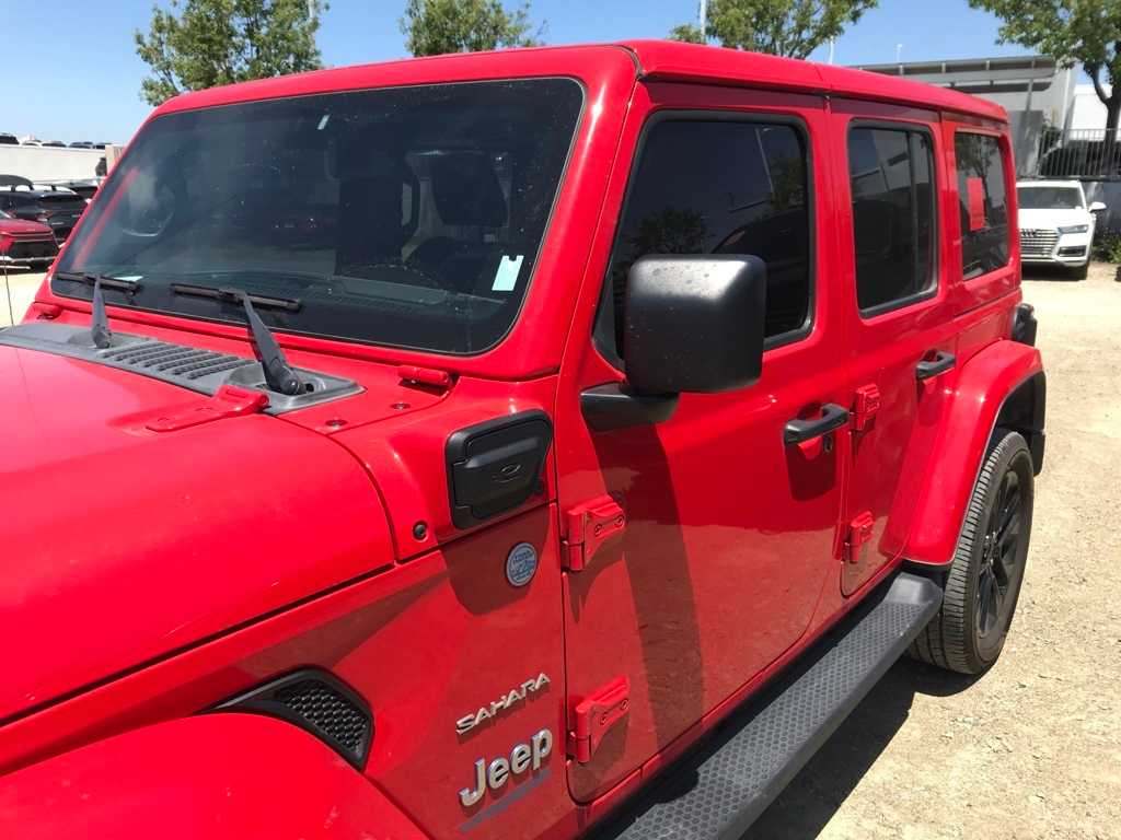 2022 Jeep Wrangler Unlimited Sahara 3
