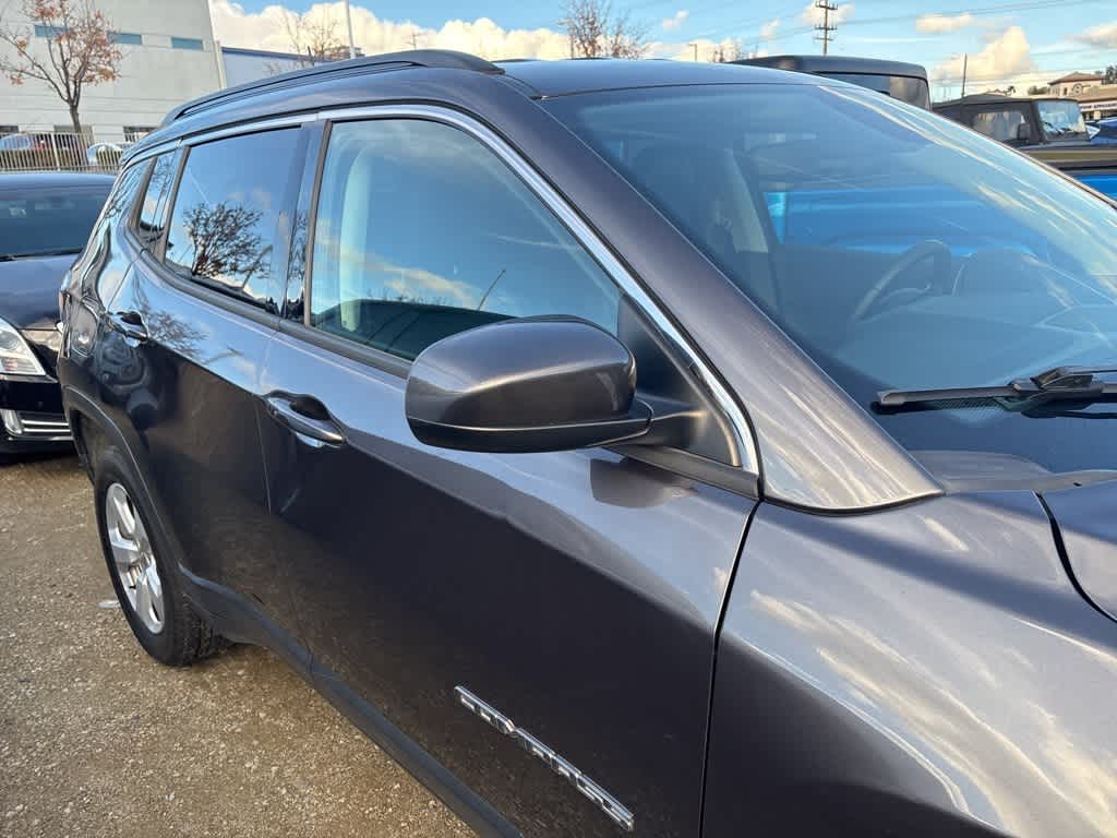 Thumbnail: 2020 Jeep Compass - 4