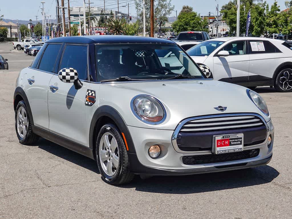 Thumbnail: 2015 MINI Cooper Hardtop - 3