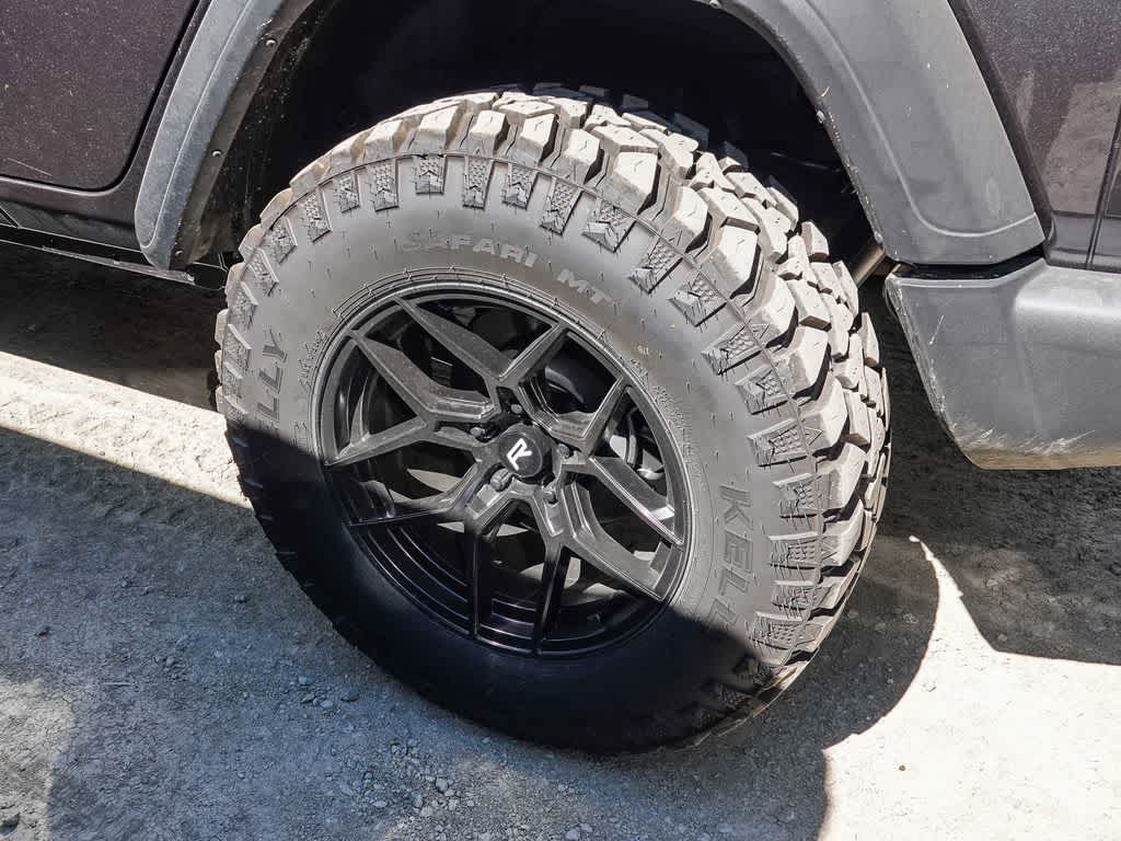 Thumbnail: 2026 Jeep Wrangler - 14