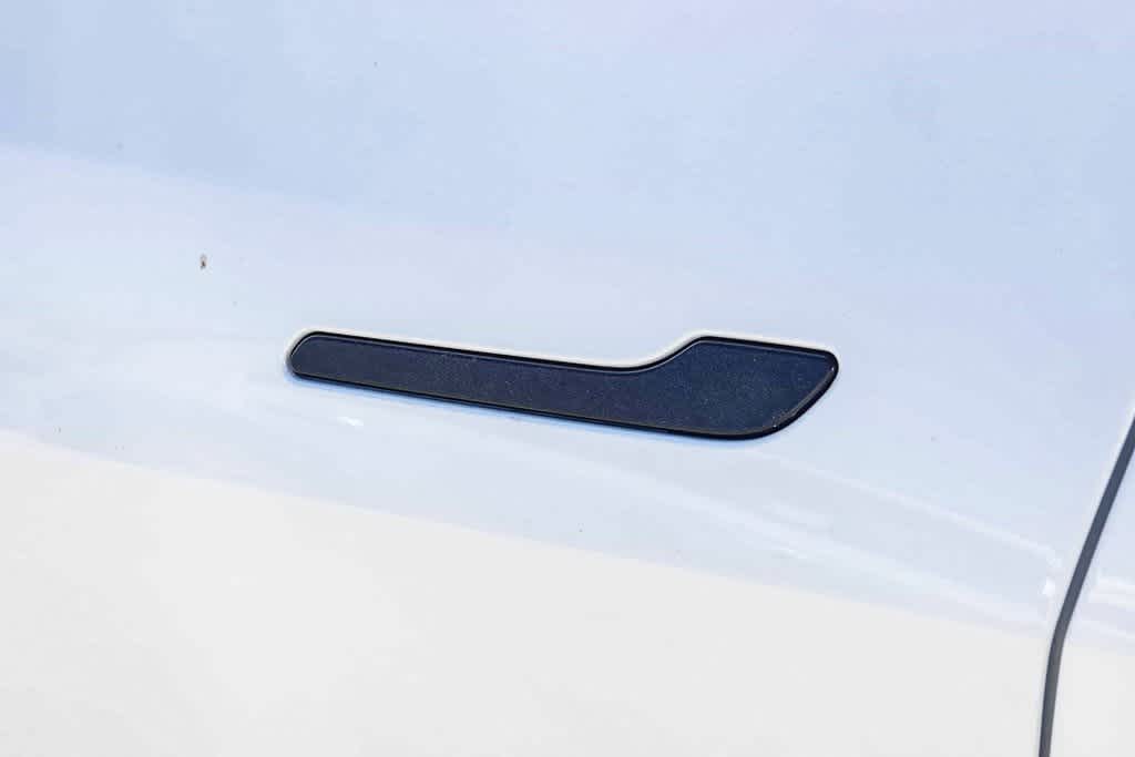 Thumbnail: 2020 Tesla Model Y - 16