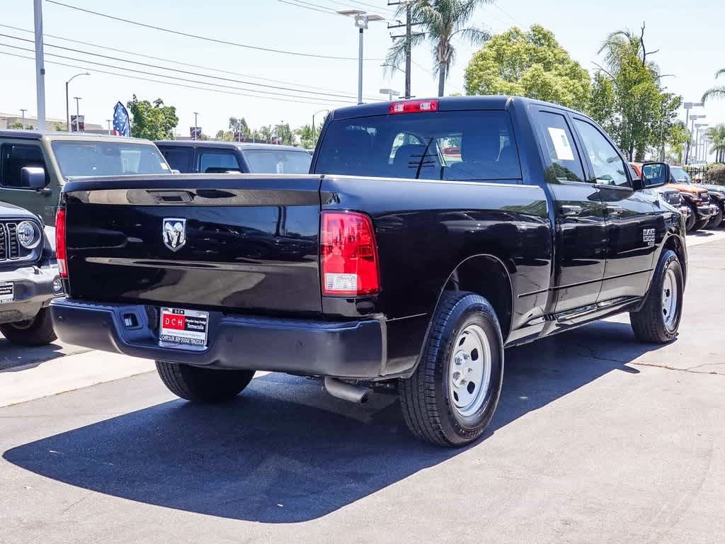 Thumbnail: 2022 RAM 1500 Classic - 4