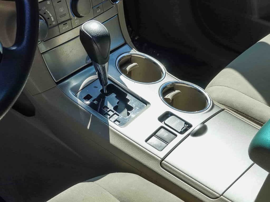 Thumbnail: 2011 Toyota Highlander - 18